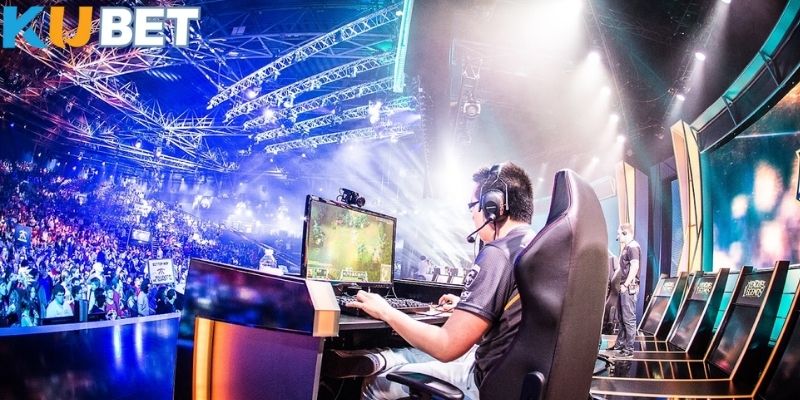 Liên Minh Huyền Thoại là một trong những bộ môn Esports nổi bật Liên Minh Huyền Thoại là một trong những bộ môn Esports nổi bật